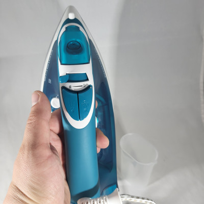 Утюг Polaris PIR 2274K