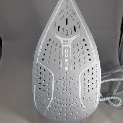 Утюг Polaris PIR 2442AK