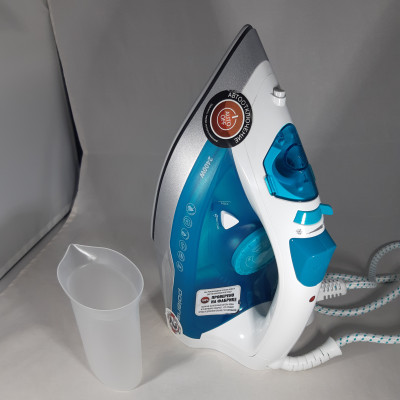 Утюг Polaris PIR 2442AK