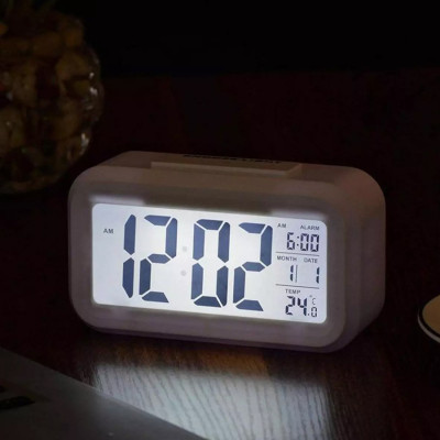 Часы электронные настольные